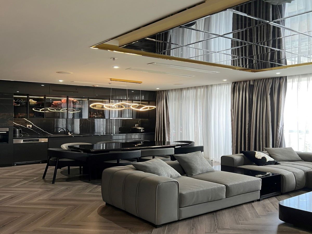 Bán căn hộ Golden River Bason 3 Phòng Ngủ OT 121m2